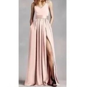 White by Vera Wang V neck halter blush pink T strap back Sz 6